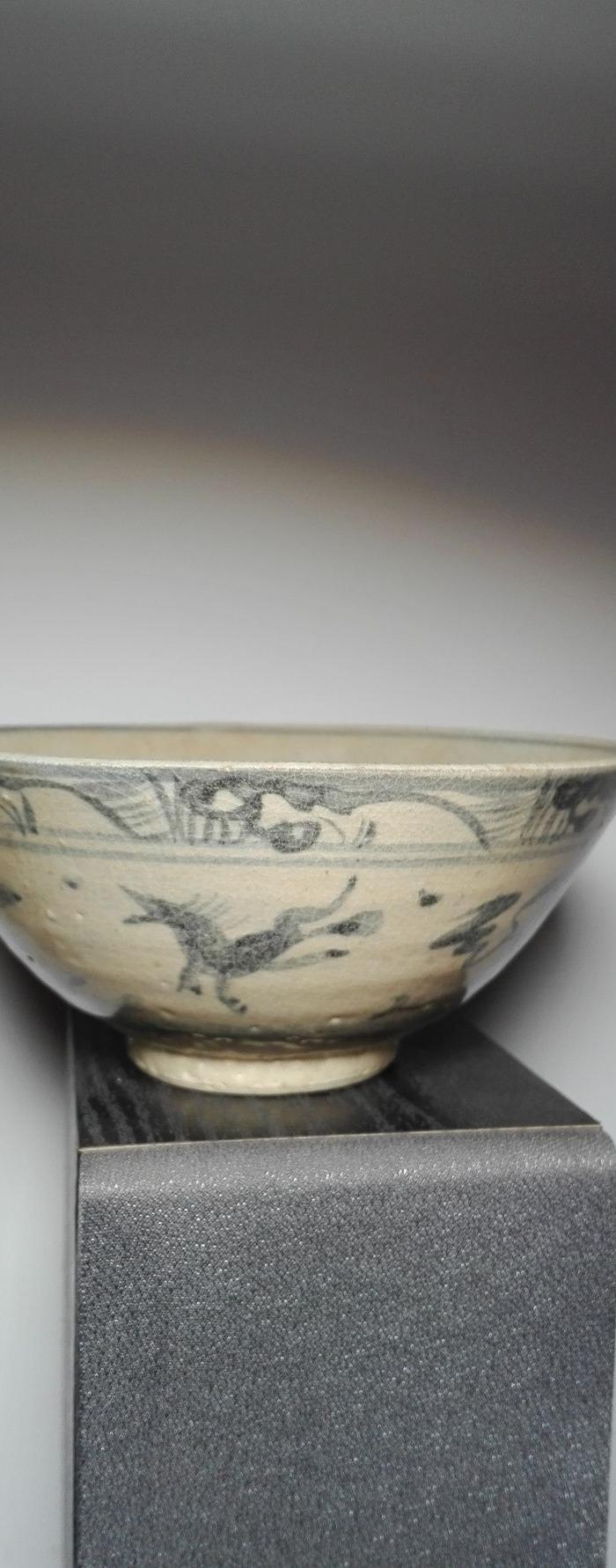 明洪武飞马纹青花碗一对