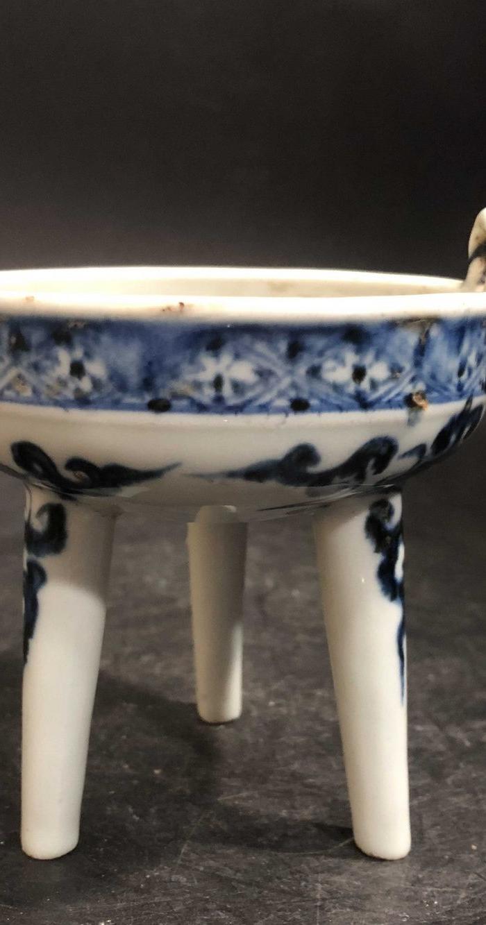 元青花三足麻花耳香炉