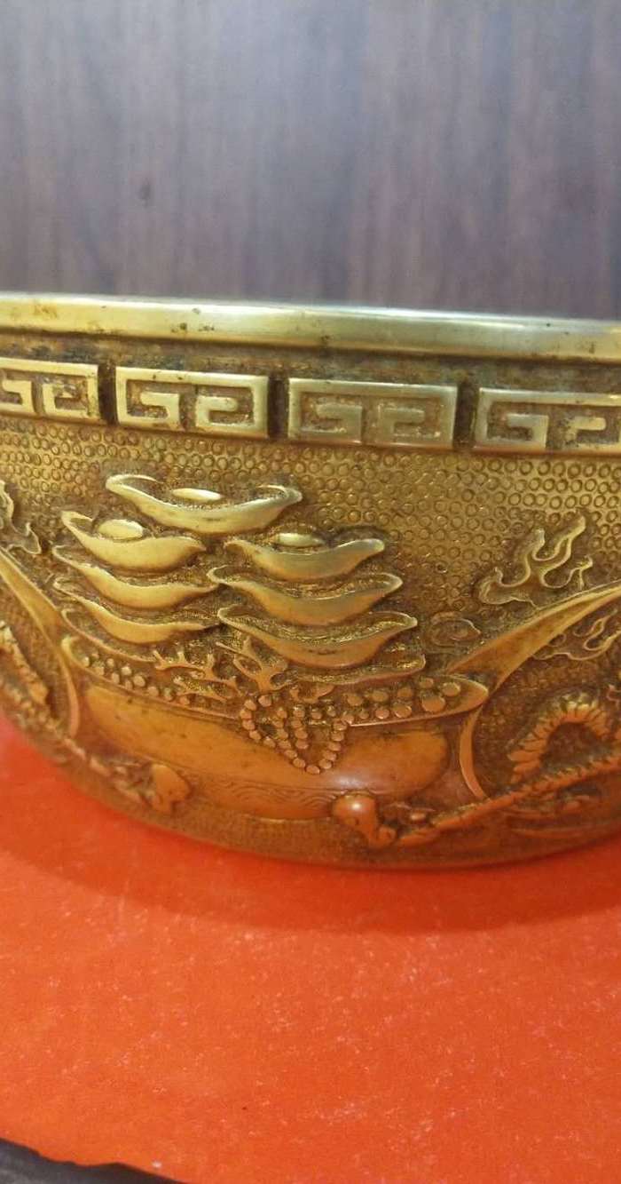 清代,满鎏金龙纹聚宝盆,端庄大气