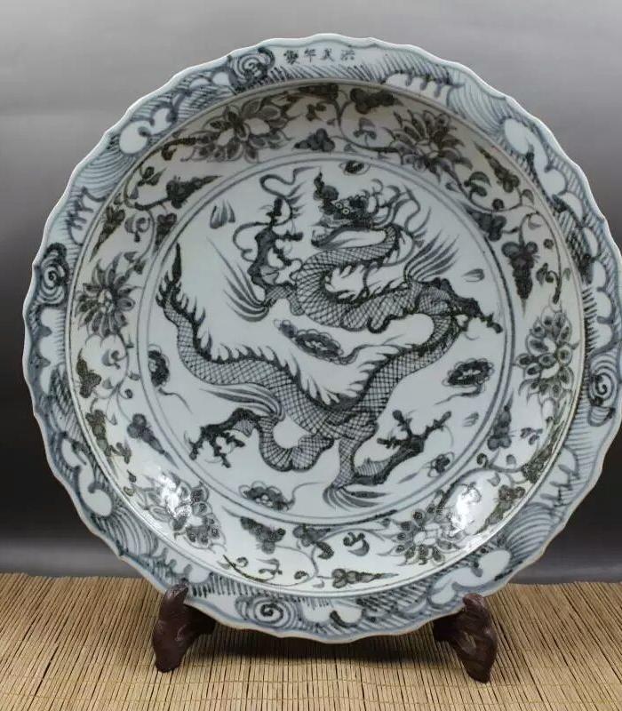 洪武龙纹大盘