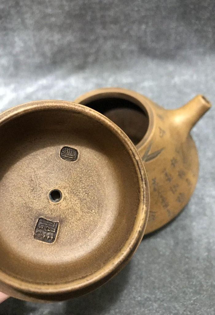 竹叶是瓢紫砂壶杨彭年制