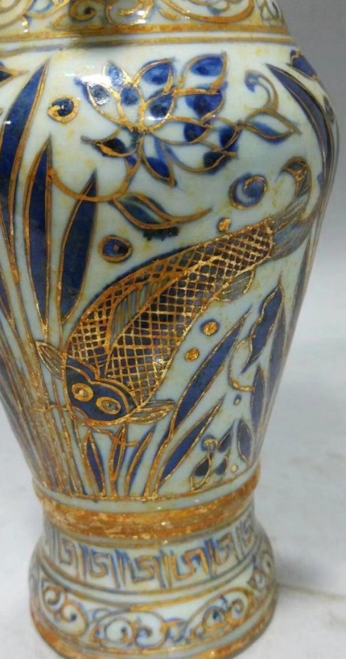 明代描金双耳瓶