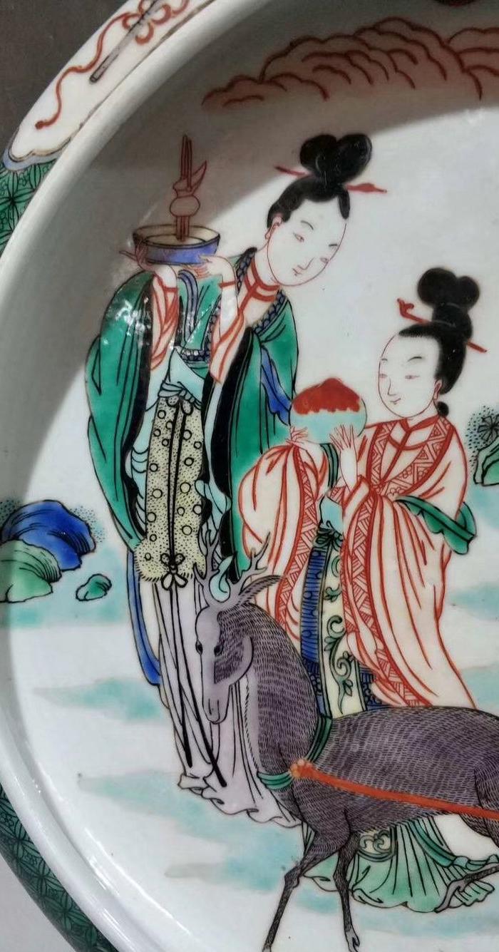 康熙五彩人物笔洗