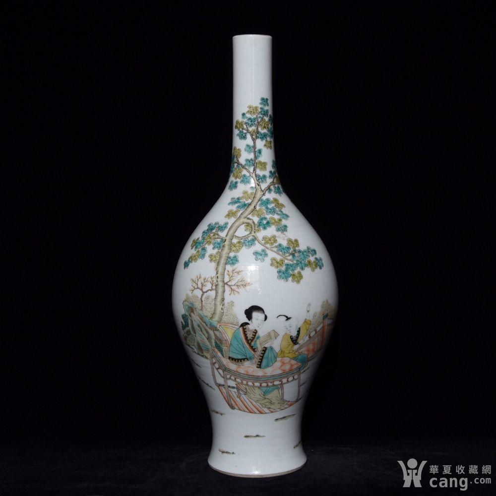 民国方家珍作粉彩人物纹直颈瓶 38x14