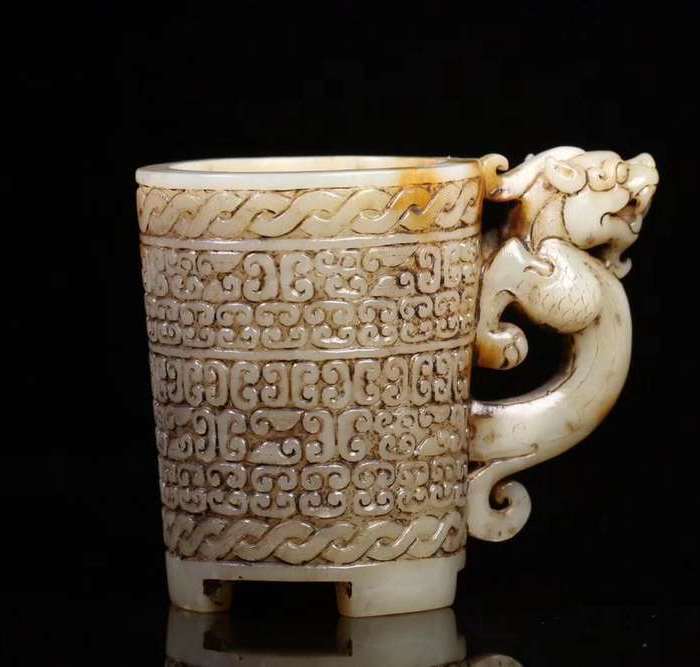 旧藏 和田玉璃龙杯