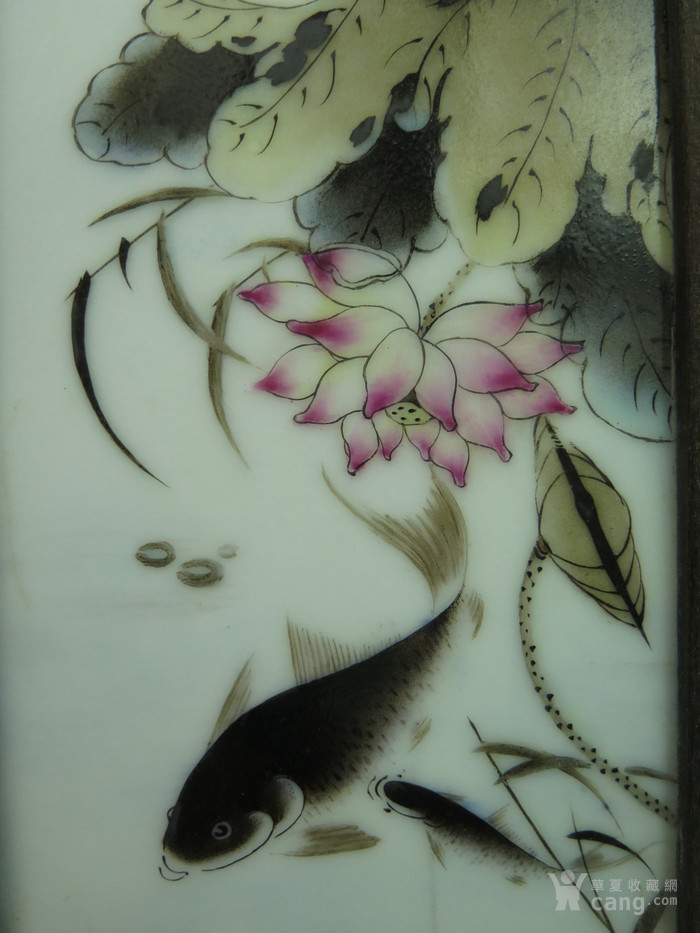 邓碧珊荷花鱼瓷板画