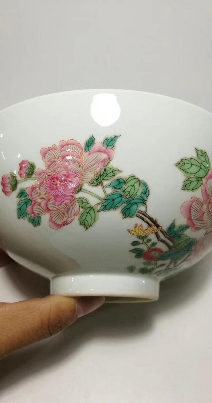 雍正粉彩花卉过墙碗
