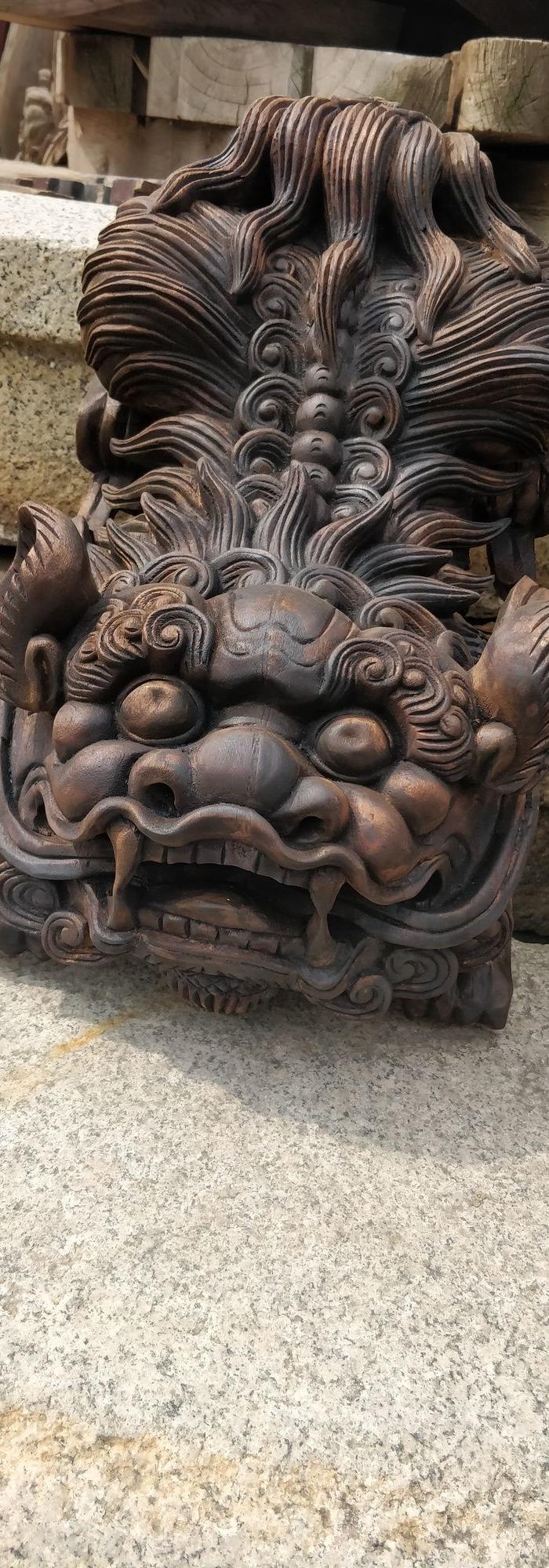 香樟木木雕狮 房梁大卧狮