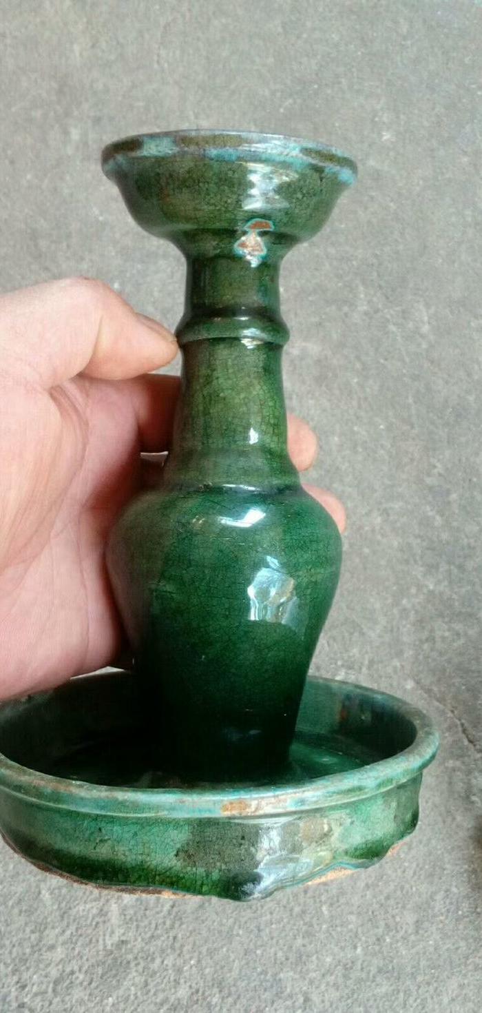 一对清代绿釉灯盏