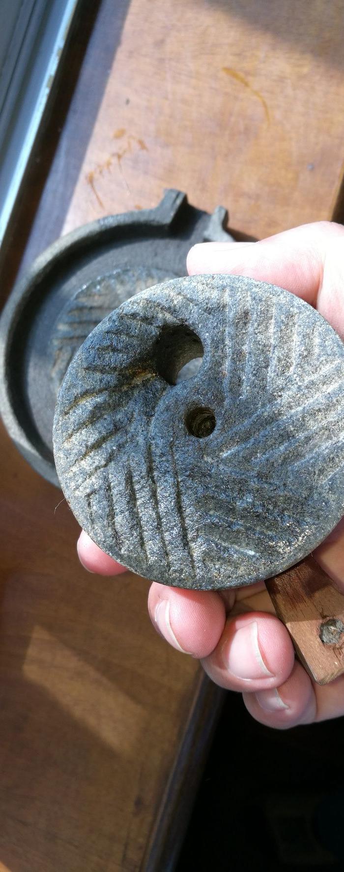 解放初微型小磨子一个