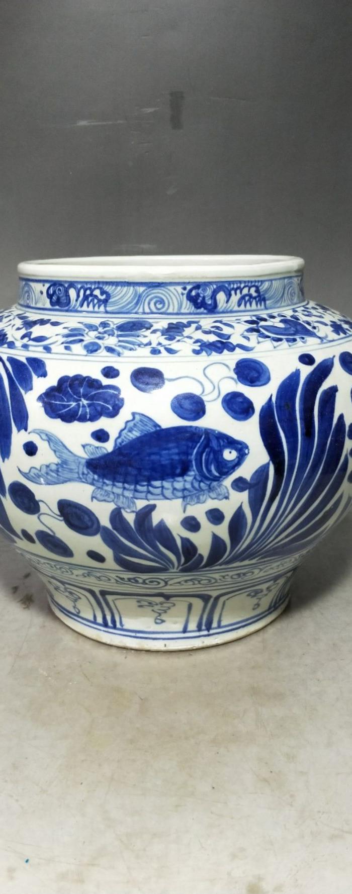 元青花yu藻纹大罐