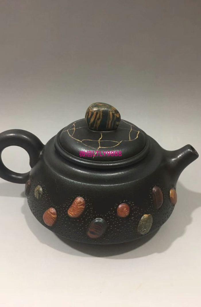 吕尧臣款雨花石紫砂壶9x16