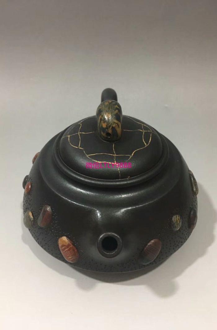 吕尧臣款雨花石紫砂壶9x16