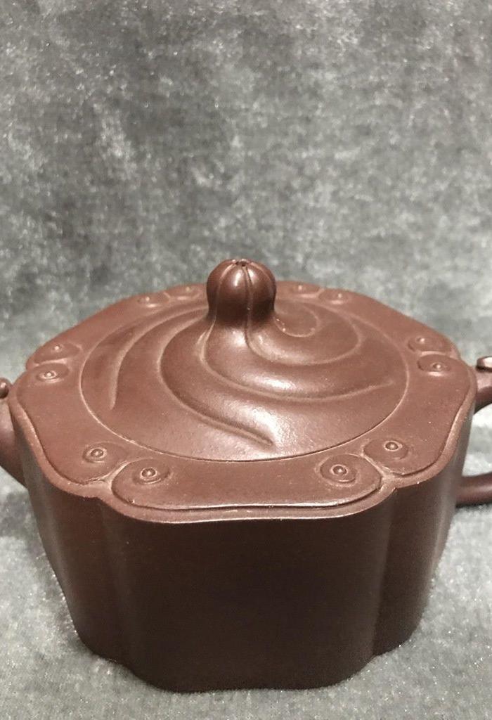 顾景舟六方祥云紫砂壶