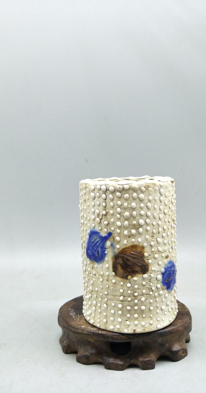 清晚期 珍珠釉笔筒