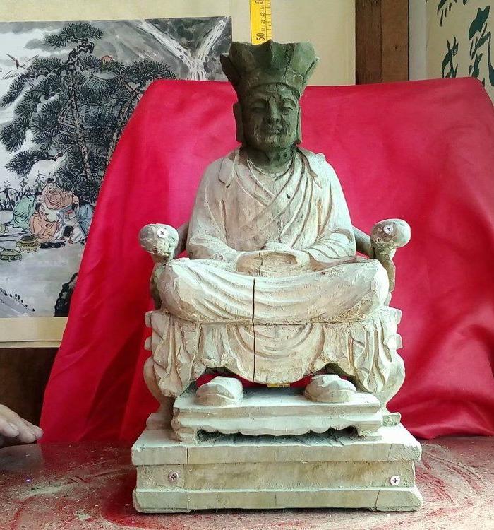 特价,7斤重,帽子前小修补,香樟木纯手工雕刻三平坪祖师佛像