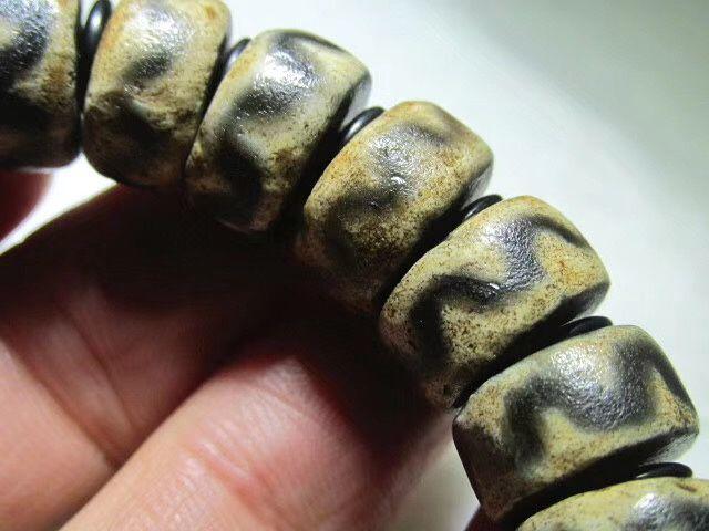 至真至纯 藏传 爆老千年 老天珠 手串 包浆老道