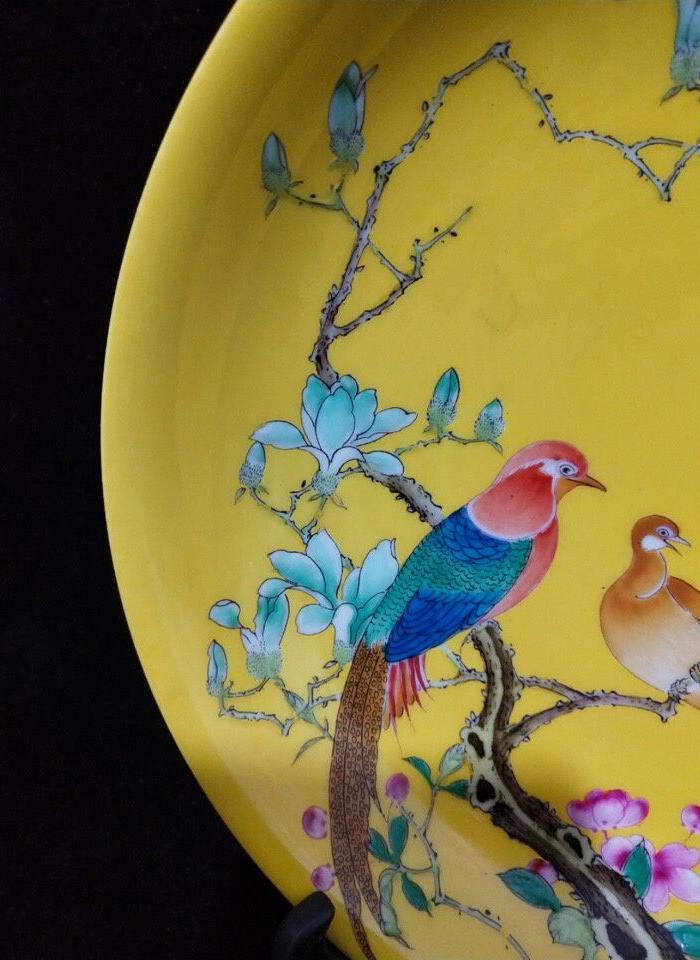 清雍正珐琅彩黄地花鸟纹盘一对