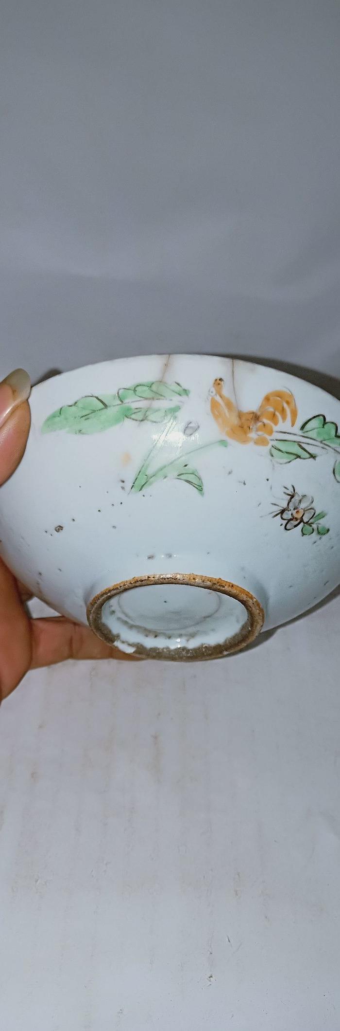 白釉粉彩鸡缸碗