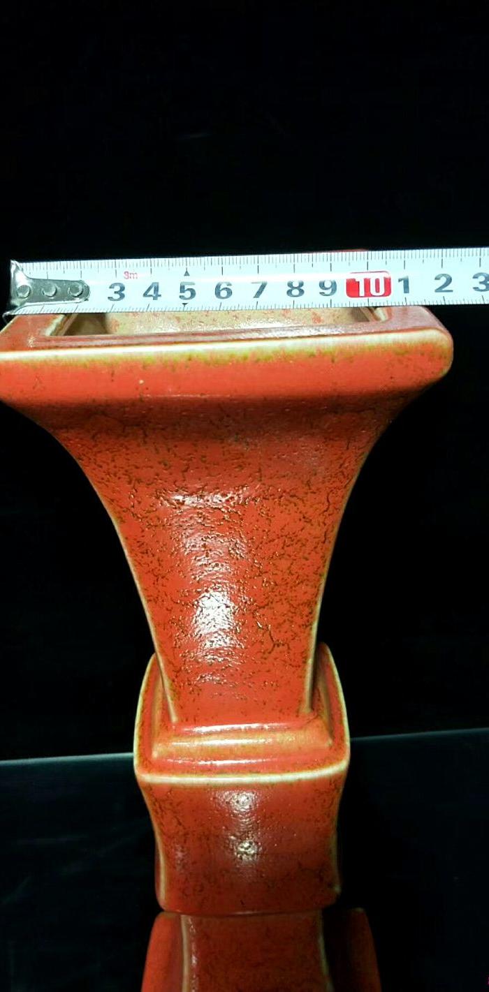 清康熙鸡血红釉方花觚