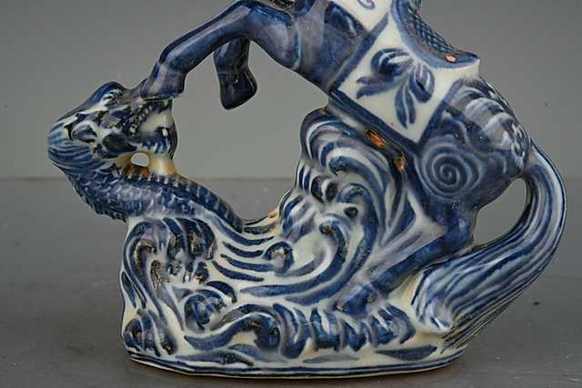 明宣德青花马一对