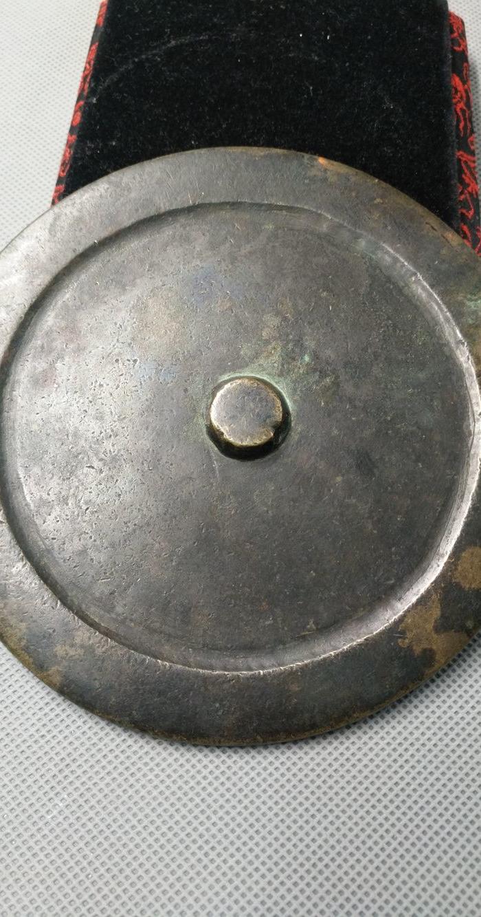 明代素面大号铜镜.