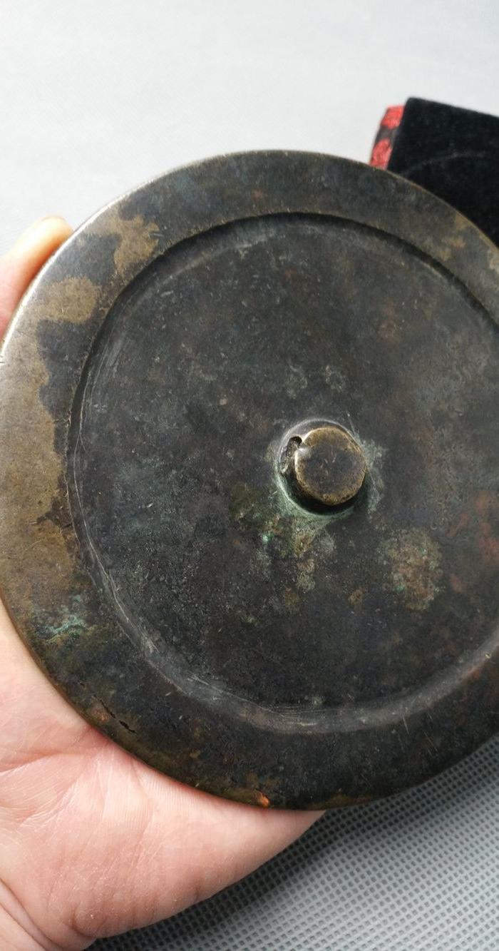 明代素面大号铜镜.