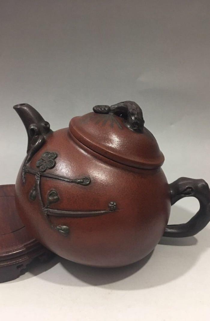 近现代名家蒋蓉梅花紫砂茶具一套
