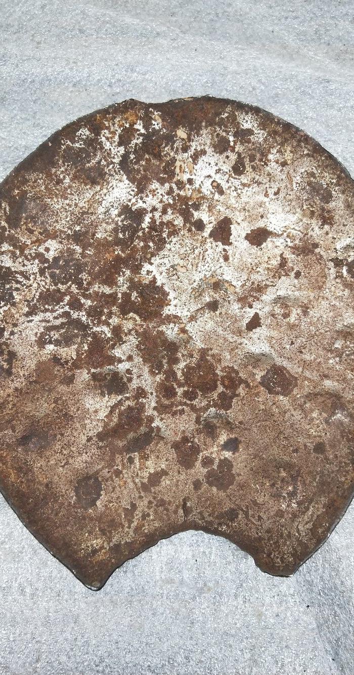 清代老铁器盾牌