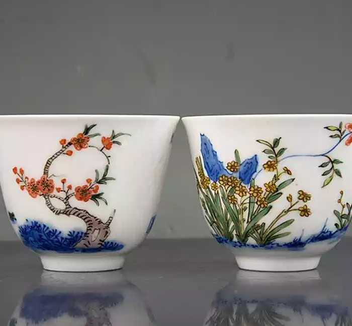 清康熙斗彩十二花神杯一套