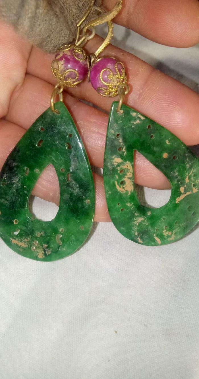 一对清代天然冰种翡翠耳坠