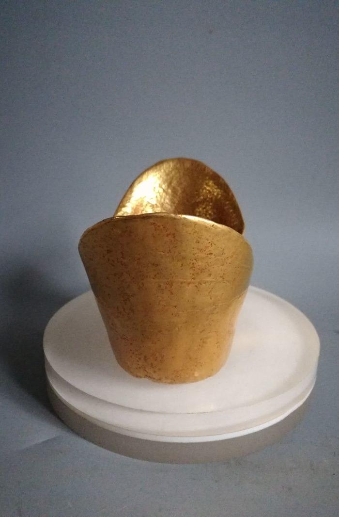 少见的鎏金金元宝五十两