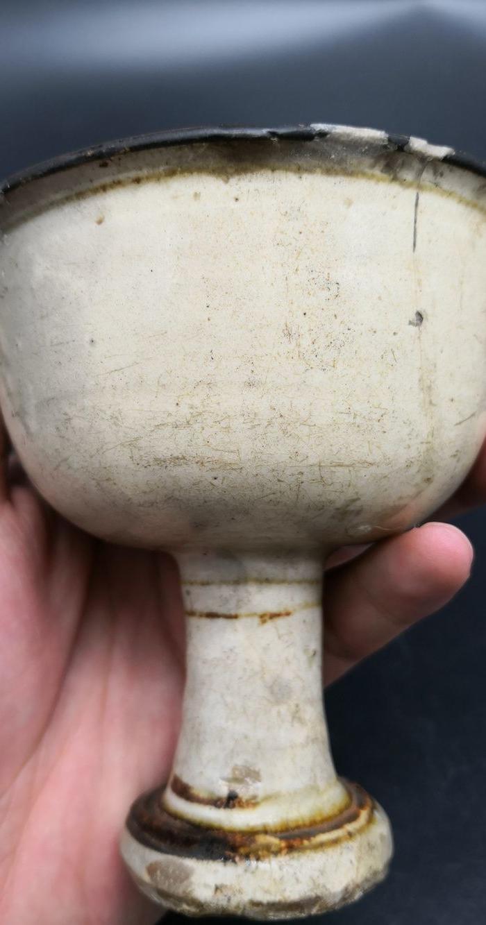 元代磁州窑系新安窑高足杯