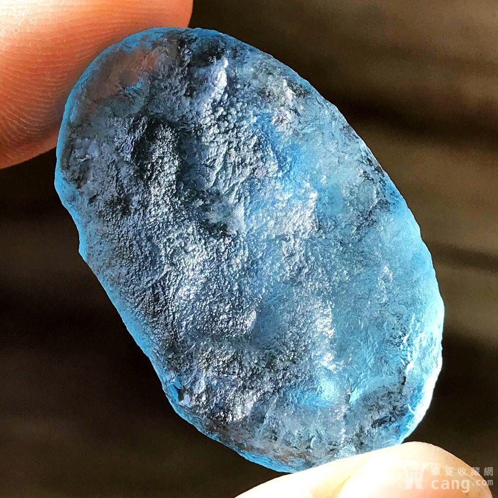 纯天然俄罗斯蓝陨石精品天空蓝玻璃陨石原石吊坠_鉴定频道_华夏收藏网