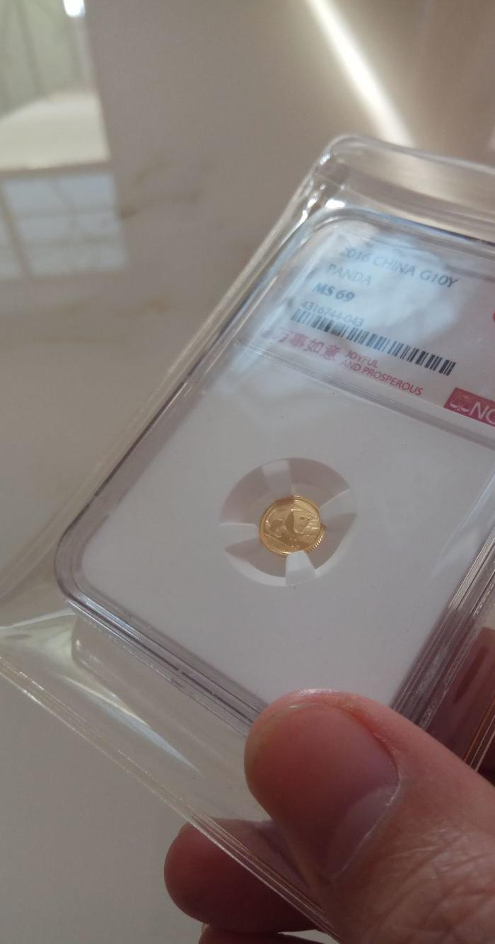 ngc2016熊猫一克金币