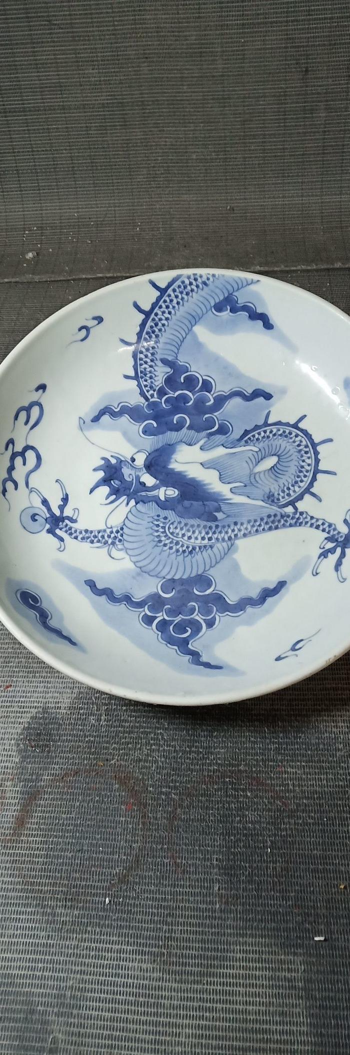 雍正青花过墙龙大盘