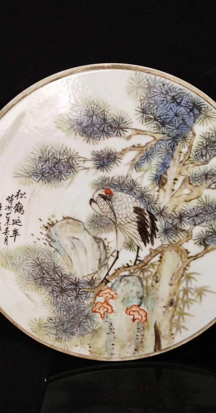 王少维 浅绛彩 松鹤延年瓷板一对