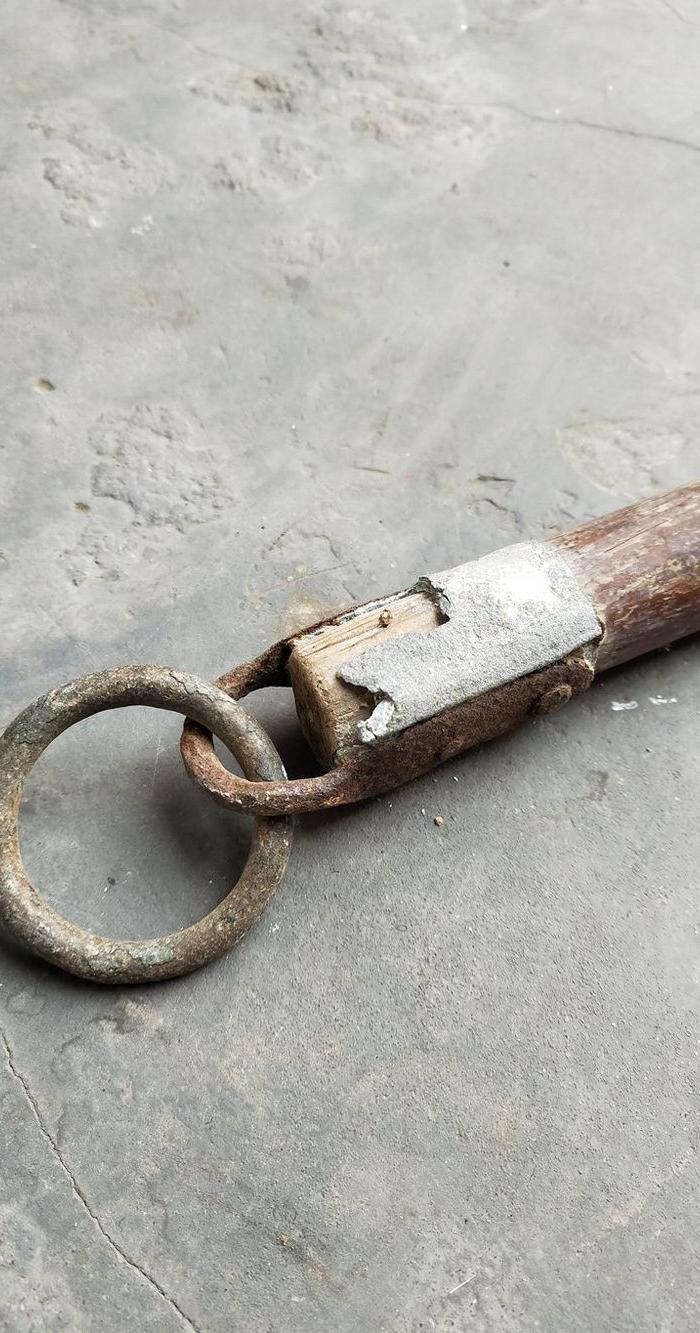 清代木雕鸟笼挂杆