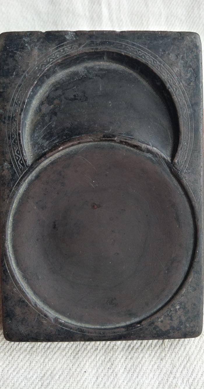 清代日月形老砚台