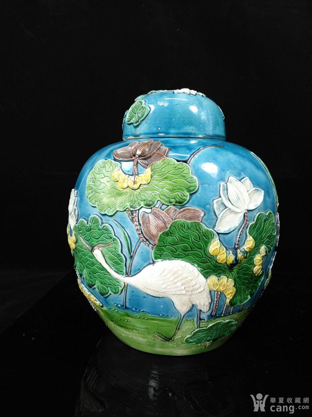 瓷器 明清 (已让)民国 王炳荣 款雕瓷一鹭连科三彩罐