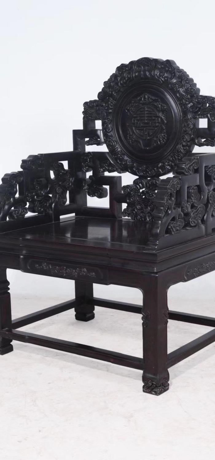 清 紫檀木五福捧寿灵芝如意纹太师椅