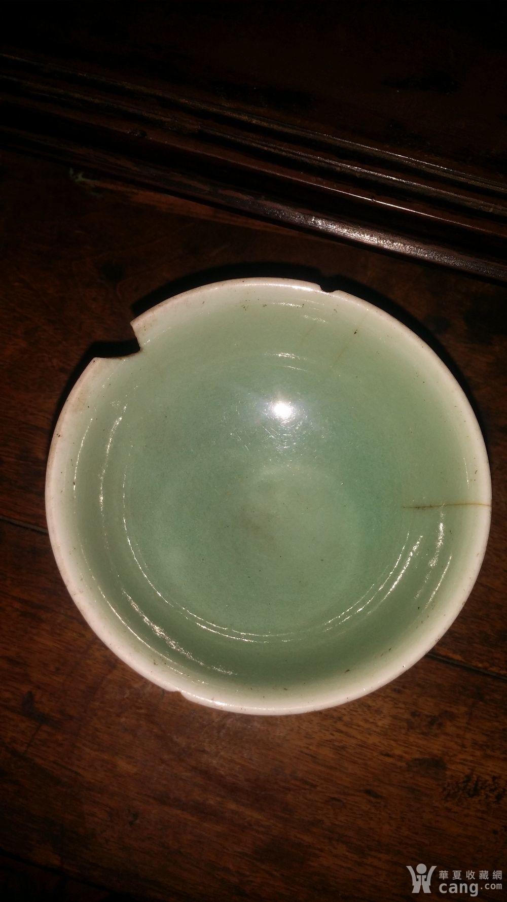 清乾嘉豆青釉高足杯