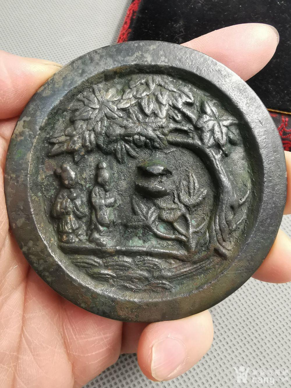 辽金时期人物铜镜.