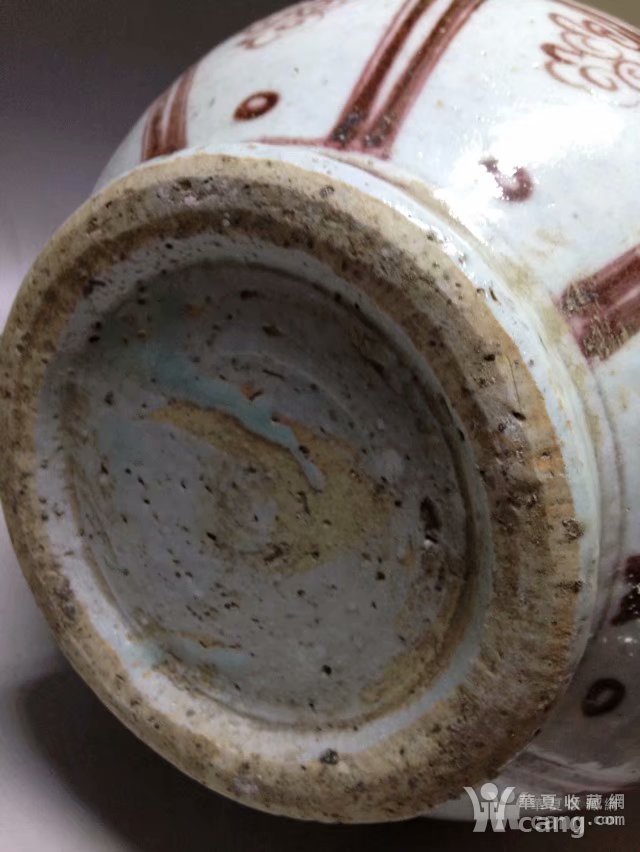 明代釉里红玉壶春瓶