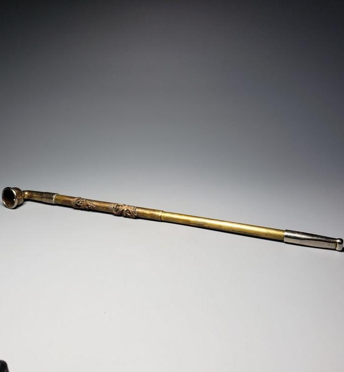 晚清明国的铜烟杆