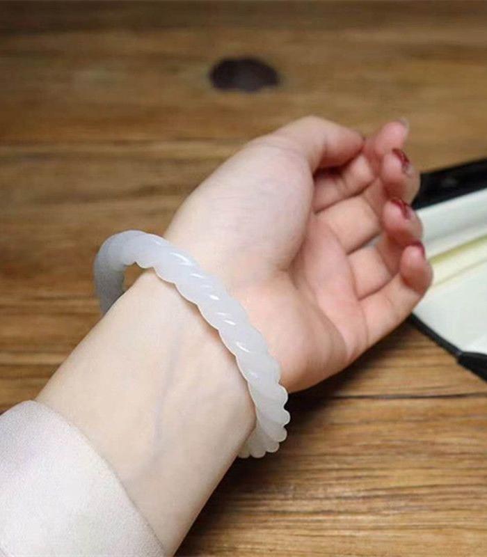 家有仙妻中何莉莉同款天然新疆和田玉手镯白玉圆条麻花螺丝玉镯子