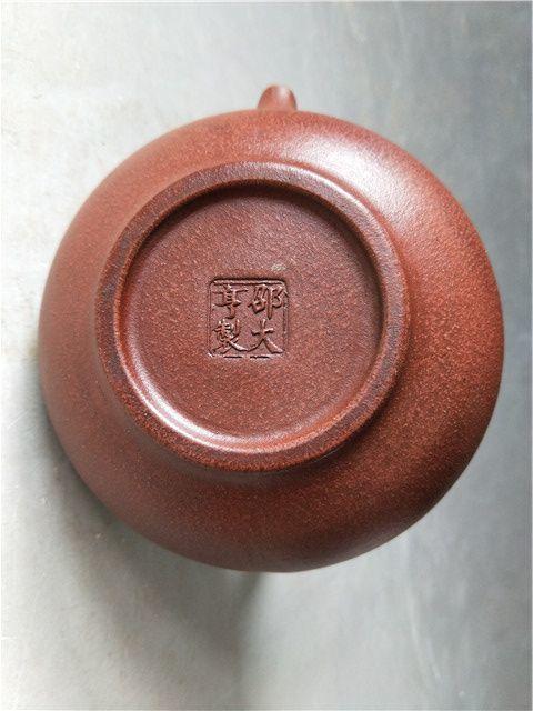 清代名家邵大亨素面高提梁紫砂壶