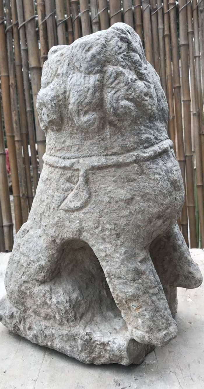 明代青石石狮子,包老
