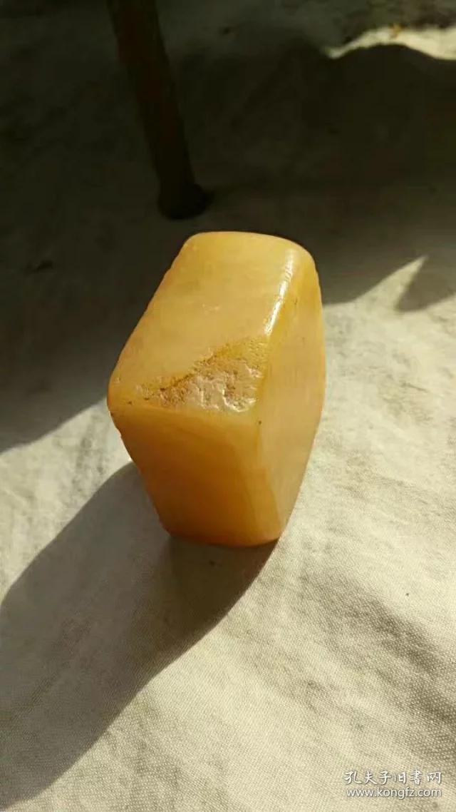 清代,黄金黄,田黄石老印章,六德齐全