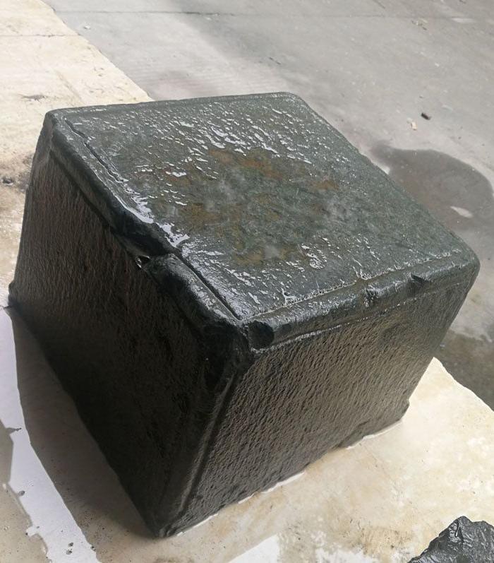 清代温州青石拉线方形石墩石基